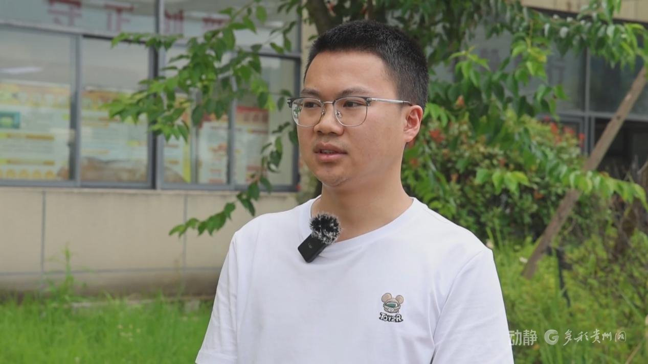 毕节高新区轻纺局工作人员 问端